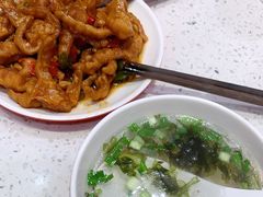 -牛吃草牛肉面(甬港南路店)