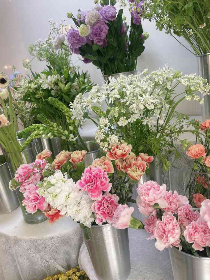 vaness花店-"玫瑰很漂亮 ,女朋友很开心[呲牙][呲牙."-大众点评移动版