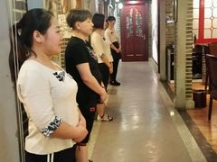 -东口码头·烧鸽子·鱼头泡饼·地方菜(金鹰悦城店)