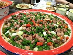 特色尖椒兔-江湖黑大兔(杨家坪店)