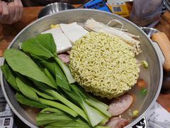 部队锅-几之上韩国小食