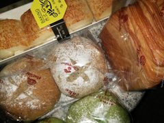手撕包-顶东面包花园·生日蛋糕(世博店)