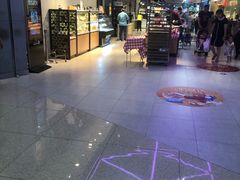 -盒马鲜生(王府广场店)