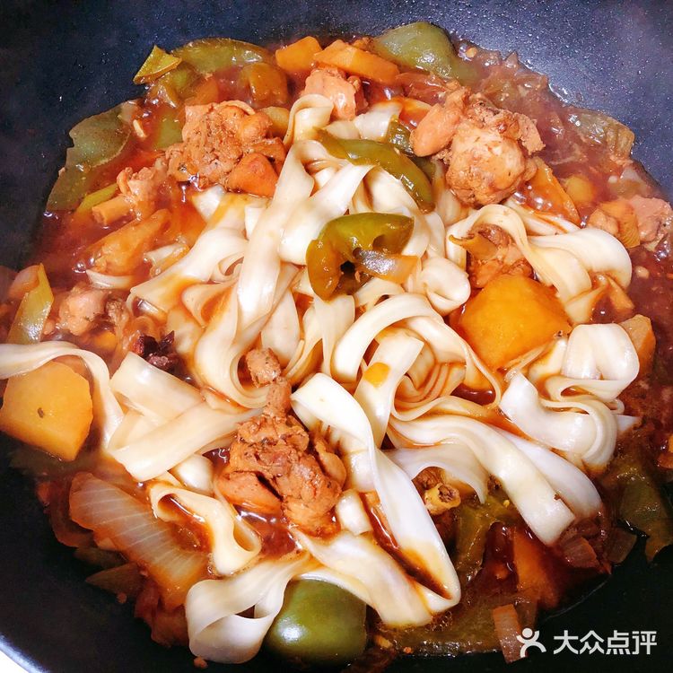 大盘鸡和宽面才是绝配