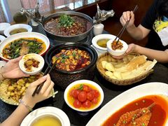 -万重锦·人文川菜馆(骡马市店)