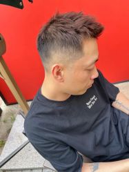 -韩国丽安形象设计