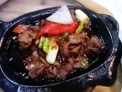 铁板黑椒牛肉餐-露莎餐厅(得胜沙店)