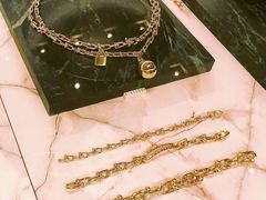 -Tiffany & Co.蒂芙尼
(广州太古汇店)