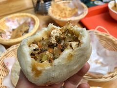 山野菜包子-方中山胡辣汤(成都首店)