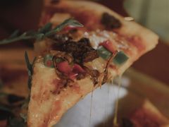 辣味牛肉手工披萨-COMMUNE幻师(花园道店)