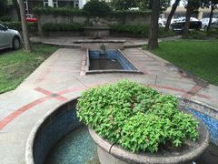 -南京双门楼宾馆(盐仓桥地铁站阅江楼店)