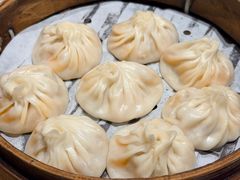 -馋三尺蟹粉小笼(人民广场店)