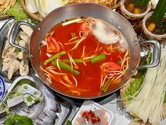 -王奋斗贵州酸汤牛肉火锅