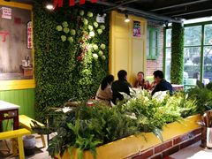 大堂-钢管厂五区小郡肝串串香(奥克斯广场锦城万达店)