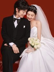 -樱花婚纱摄影