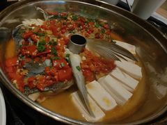 -鱼鲜饭香·招牌汽锅剁椒鱼头王