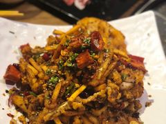 招牌香辣牛蛙-三人行骨头王火锅(长寿店)