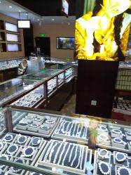 -凤凰县苗族银饰锻制技艺传习所(凤凰古城步行街店)