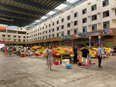 -三亚新鸿港水果一级批发市场