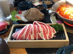 肥牛-湊湊火锅·茶憩(南京东路悦荟店)