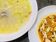 -万重锦·人文川菜馆(骡马市店)