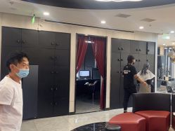 -TOP HAIR SALON