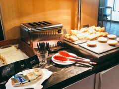 -优逸酒店(柳州窑埠古镇万象城店)