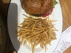 -HELLO 27 意面·沙拉·帕尼尼