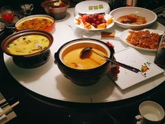 -江上荟·创意中国菜(绿地缤纷城店)