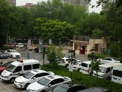 -北京市海淀医院-停车场