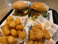 -The Habit Burger Grill 哈比特汉堡(复兴soho店)