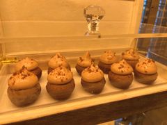 卡曼橘手指泡芙-深圳四季酒店·馥自助餐厅