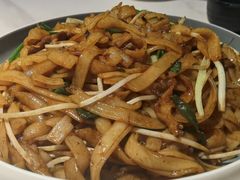 炒牛河-百年恒益烧腊海鲜酒家·非遗传承(广州黄埔店)