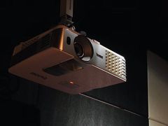 -艾乐空间主题私人影院(宝山万达店)