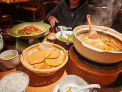 -吃饭皇帝大土家民族菜(荟聚店)