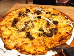 炙烤澳洲牛肉比萨（大方薄底）-必胜客(安河桥北店)