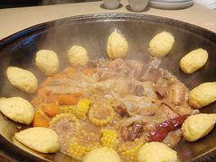 -万里闯关东铁锅炖菜馆(高新旗舰店)