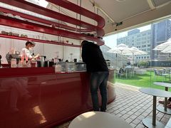 -UNI UNI(环亚凯瑟琳店)