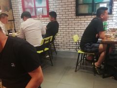 用餐区-东直门小院烧烤(回龙观东大街店)
