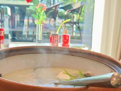 鱼头汤-宝荣鱼馆·临湖之宴(千岛湖店)
