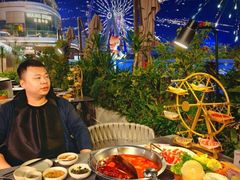 摩天轮-故里和山·成都火锅(欢乐港湾店)