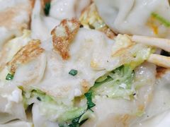-三好食堂(煎饺·馄饨·肉饼米线·盛世广场店)