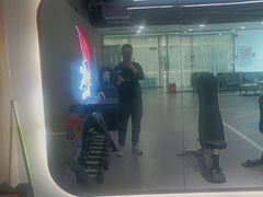 -英派斯健身旗舰店(海信国际中心馆)