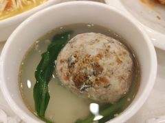 蟹粉狮子头-怡园饭店-餐厅(四望亭店)