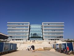 iphone_upload_pic-湖北工业大学-图书馆