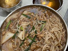 -正宗杨记普洱酸醋米线(总店)