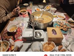 -尚尚仙·酸汤猪手·猪肚鸡火锅(华联万柳购物中心店)