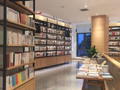 -简屋书店