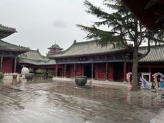 -开封府