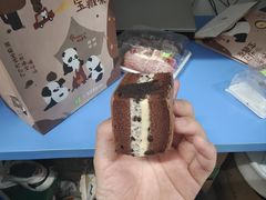 -奈雪的茶(亨特国际广场店)